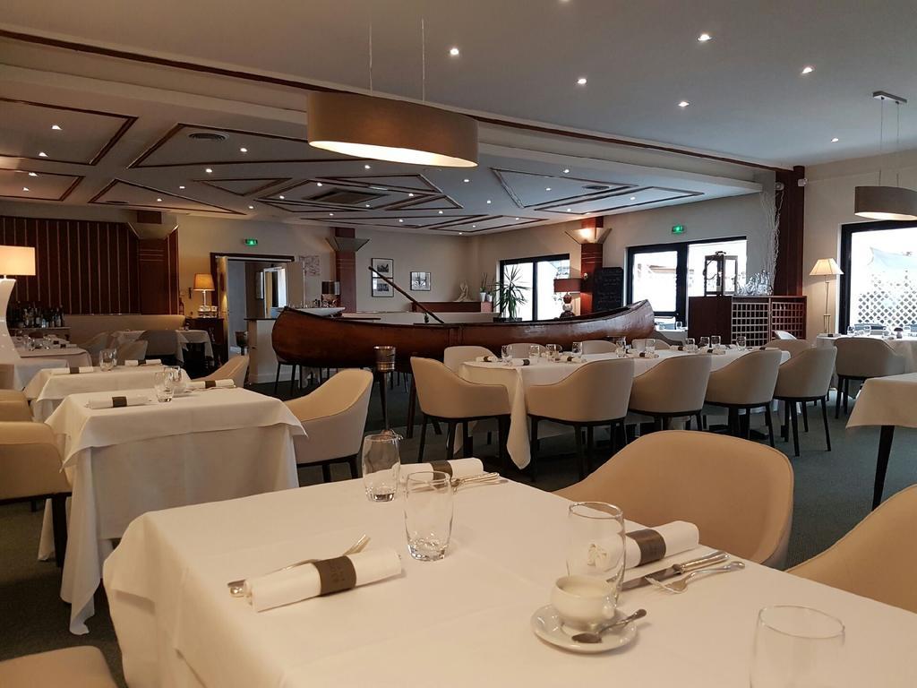 Hotel Restaurant Tivoli - Basel Airport Huningue Exteriör bild